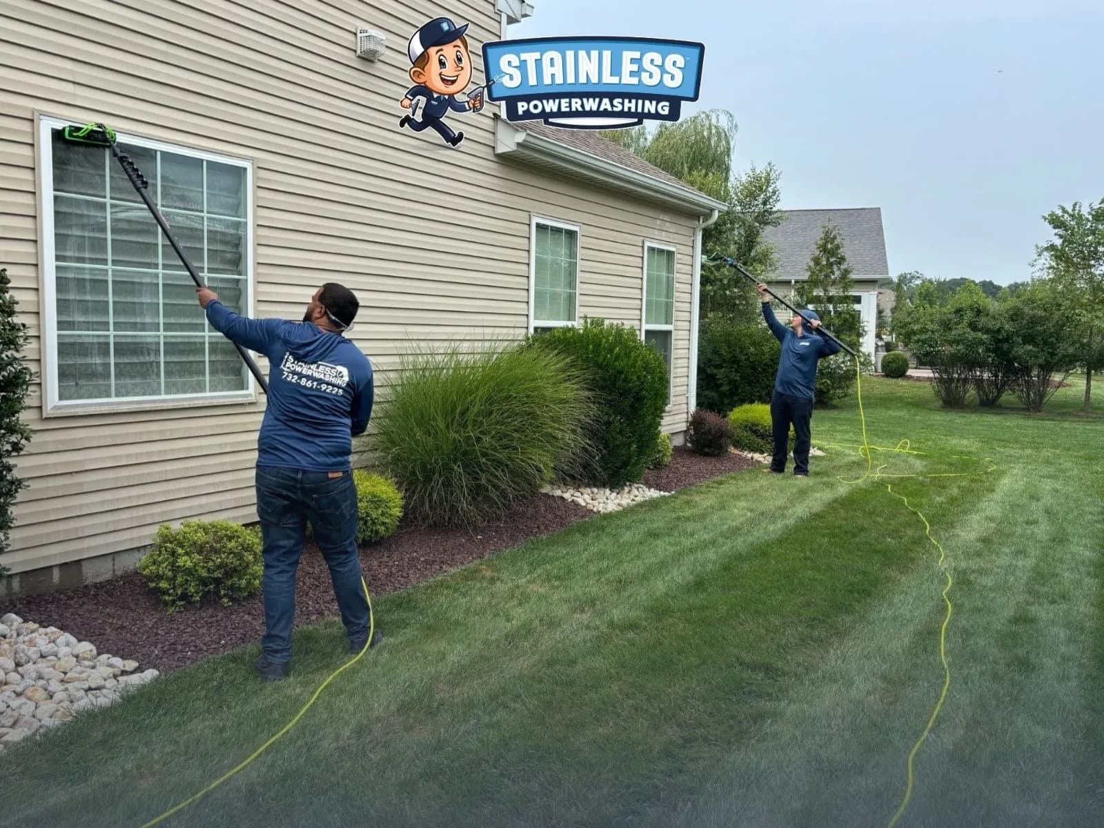 Streak-Free Exterior Window Cleaning in Oceanport image
