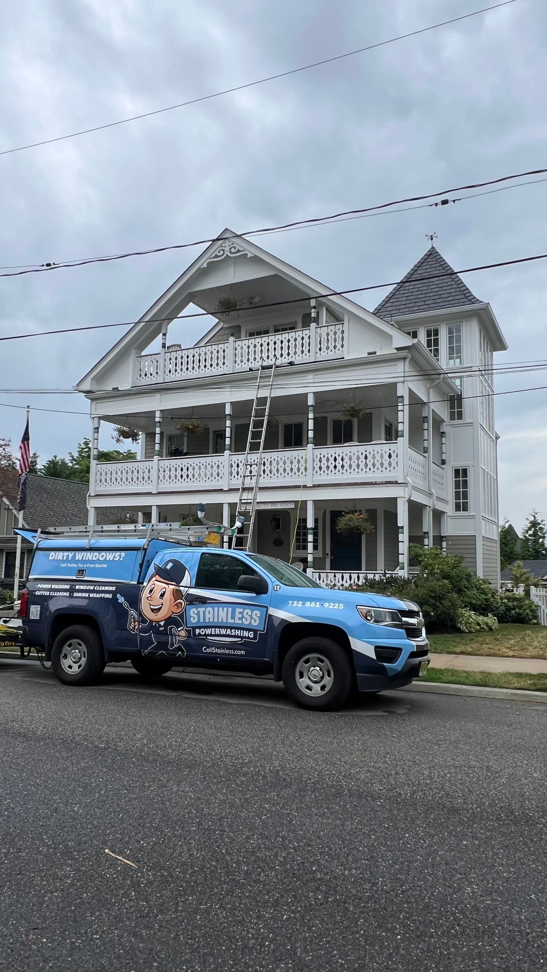 Atlantic Highlands Home Gets a Full Exterior Clean From Top to Bottom image