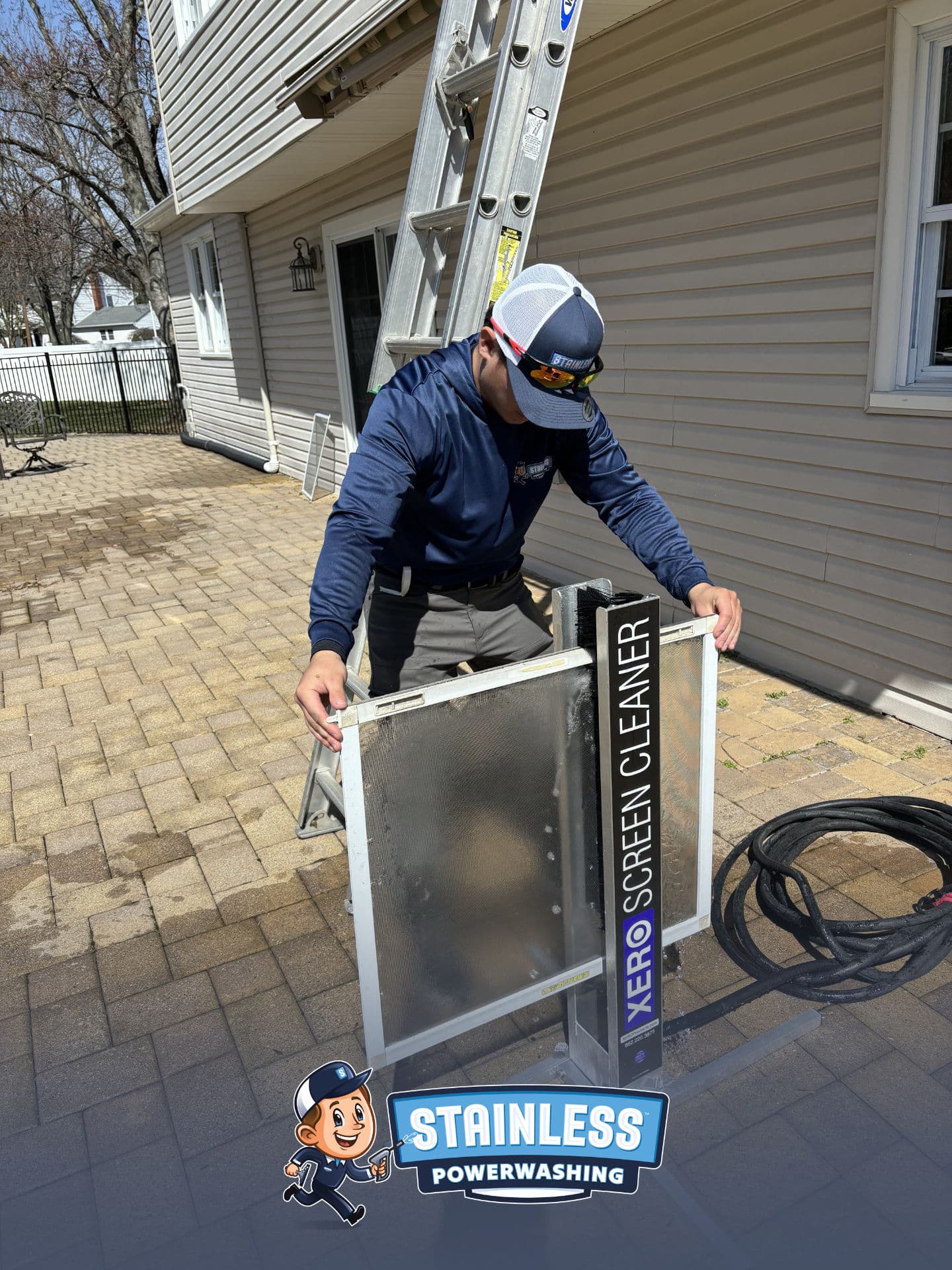 Project Effortless Window Screen Cleaning image