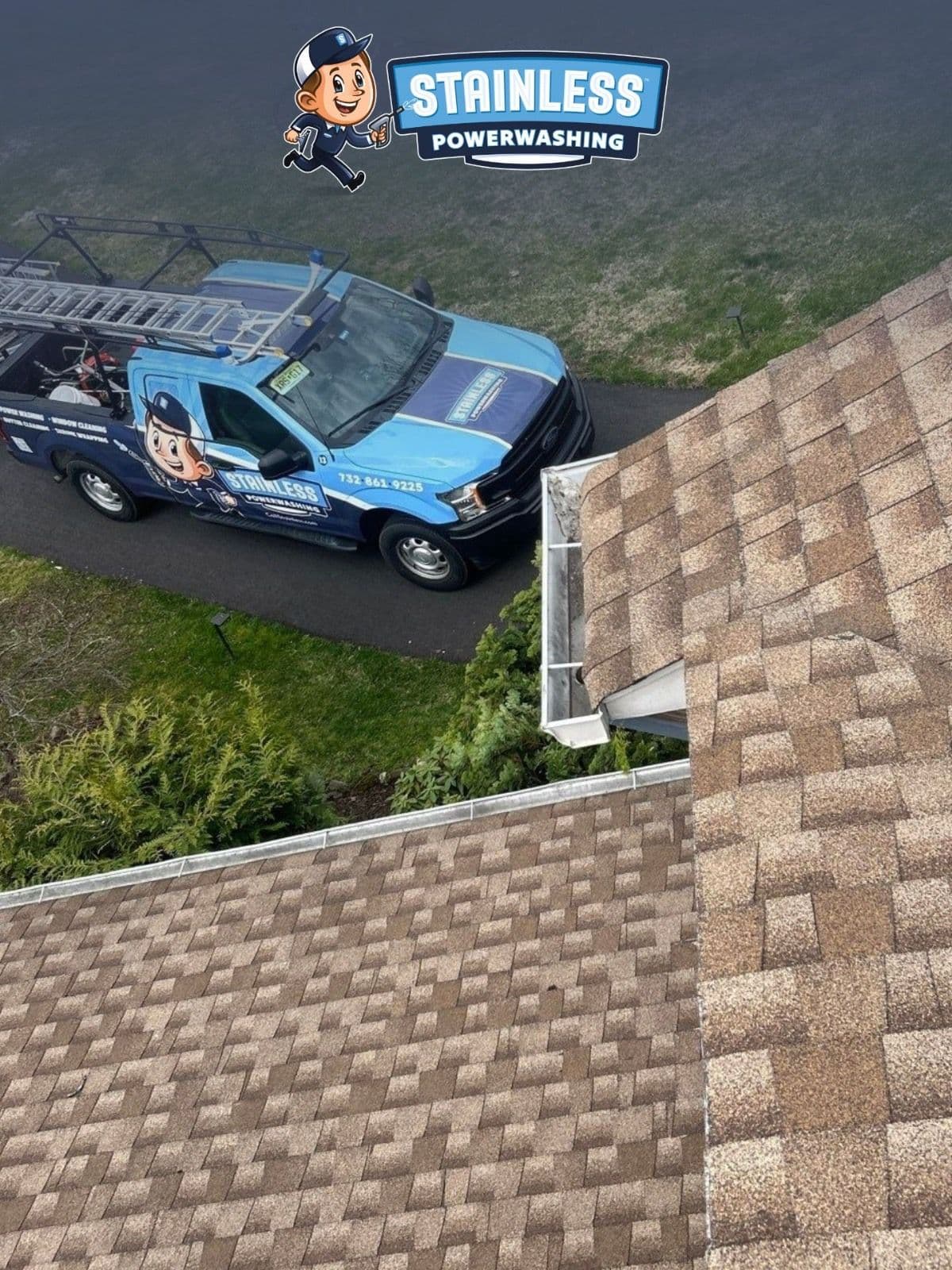Gutter Cleaning in Red Bank Before Winter Hits image