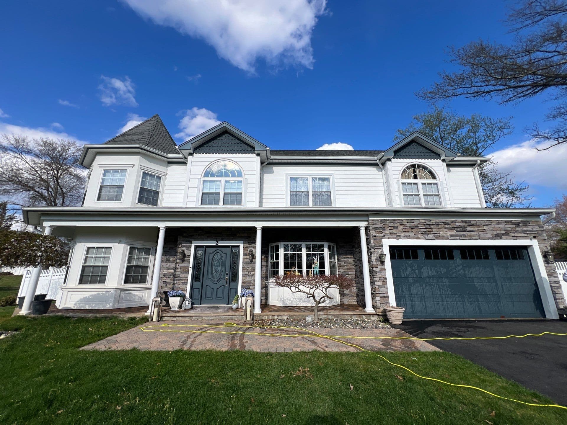 Gallery photos for Sparkling Windows and a Clean Exterior in Manalapan NJ: Image #1